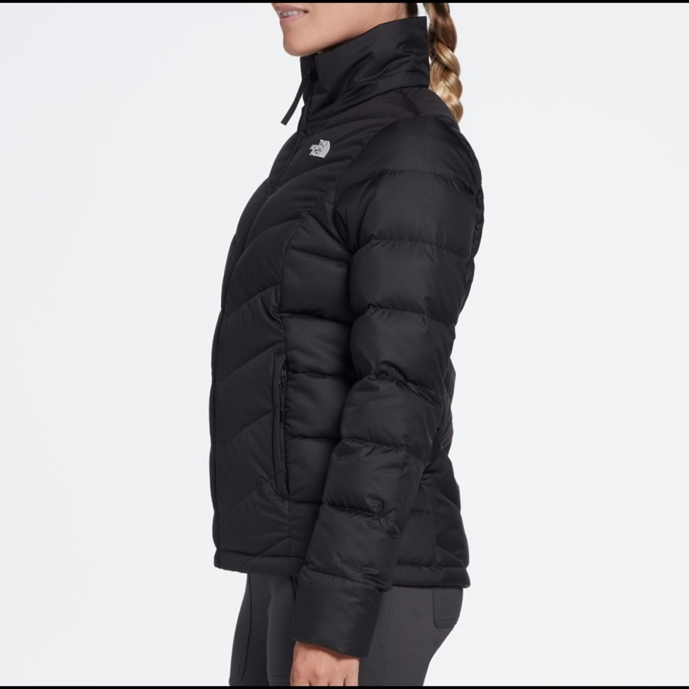 Women’s North Face 550 jacket